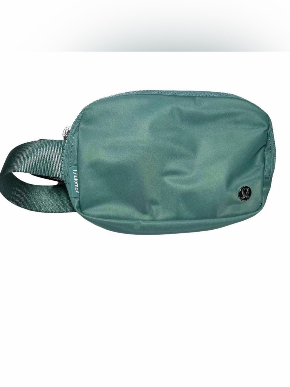 lululemon Everywhere Belt Bag in Teal